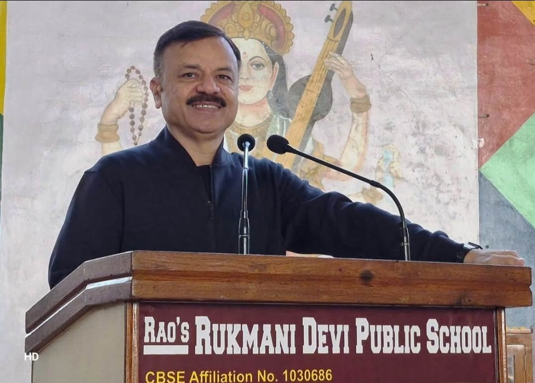 मंत्री श्री उदय प्रताप सिंह राजमार्ग में आयोजित सामूहिक सूर्य नमस्कार कार्यक्रम में शामिल हुए