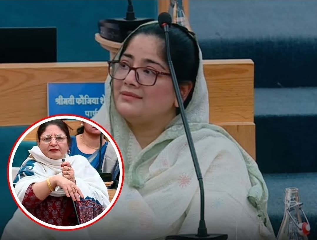 इंदौर नगर निगम में बजट पर चर्चा हो रही थी। सदन की कार्यवाही में दो मुस्लिम पार्षदों ने वंदे मातरम के दौरान खड़ा होने से इनकार कर दिया है। साथ ही गाने से भी मना कर दिया