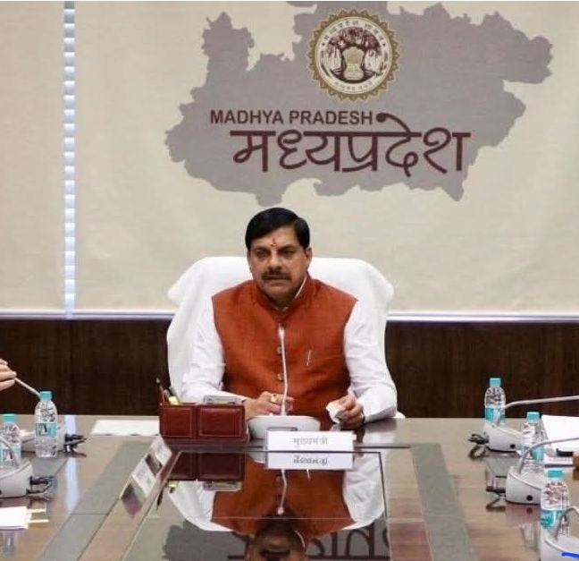 मध्य प्रदेश कैबिनेट के बड़े फैसले: इंदौर मेट्रो के लिए ₹19,472 करोड़ मंजूर, स्वास्थ्य और शिक्षा क्षेत्र में कई अहम नीतियां लागू