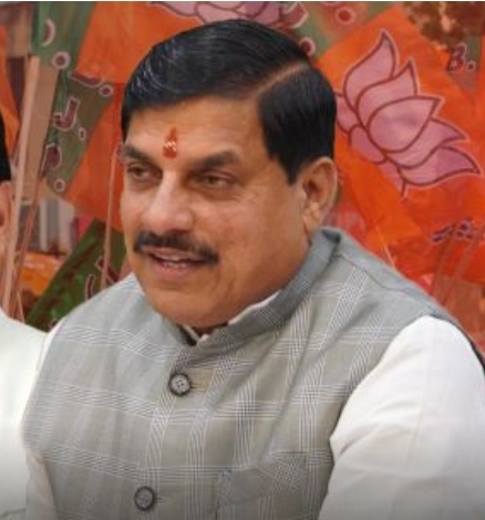 राज्यसभा चुनाव: सीएम मोहन यादव के एक बयान से पलटा मध्य प्रदेश का सियासी समीकरण, कांग्रेस खेमे में हलचल ​ मध्य प्रदेश में आगामी 18 जून को होने वाले राज्यसभा चुनाव को लेकर राजनीतिक पारा गरमा गया है।