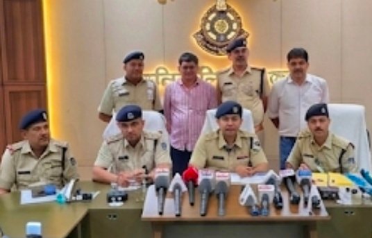 नरसिगपुर धार्मिक स्थलों में चोरी करने वाली शातिर गैंग का नरसिंहपुर पुलिस ने किया पर्दाफाश, 4 आरोपी गिरफ्तार